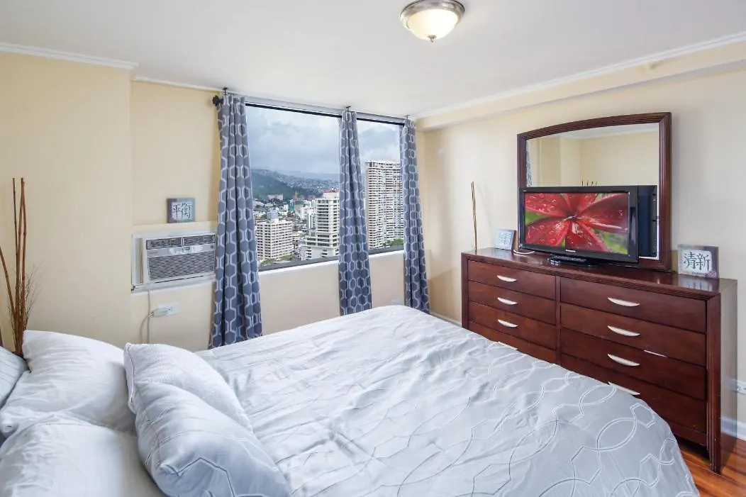 2 Bedroom Corner Suite & Tropical Views Honolulu United States